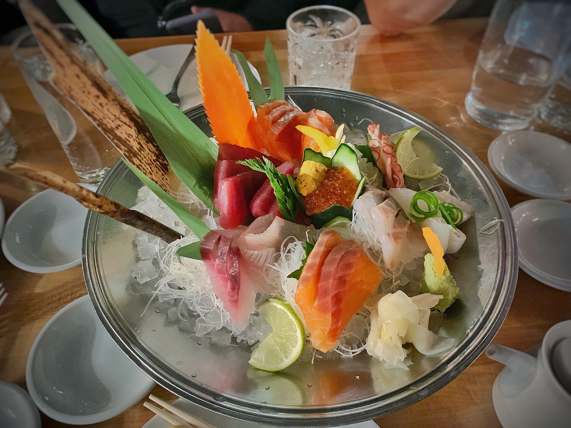 1泊2食付きプランの夕食イメージ(刺身)